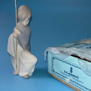 Lladro St Joseph w/staff Nativity 4672 Holy Family matte